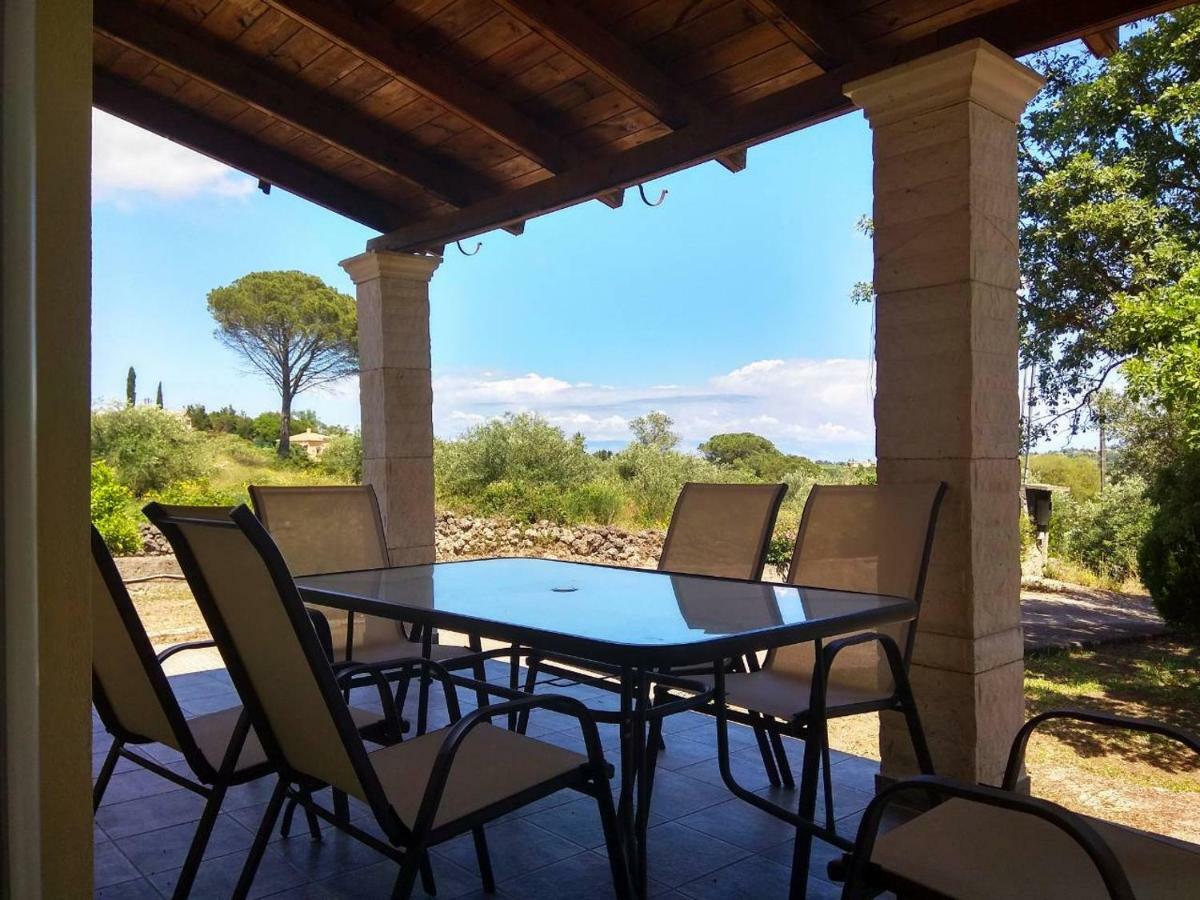 Modern Eco Friendly Villa Close To Town Pelekas Exterior foto